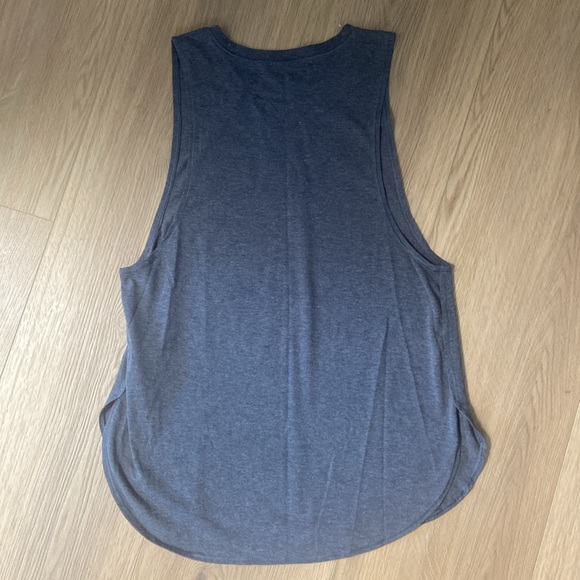Reebok tank top - Picture 3 of 3